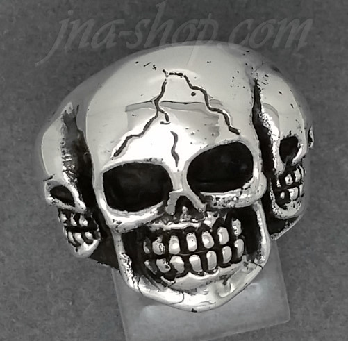 Sterling Silver Skulls Ring sz 8 - Click Image to Close