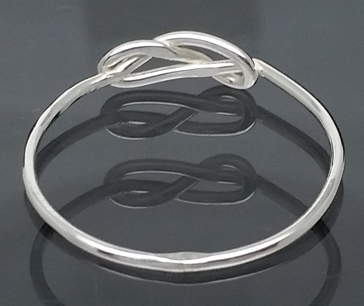 Sterling Silver INFINITY KNOT RING SIZE 7 - Click Image to Close